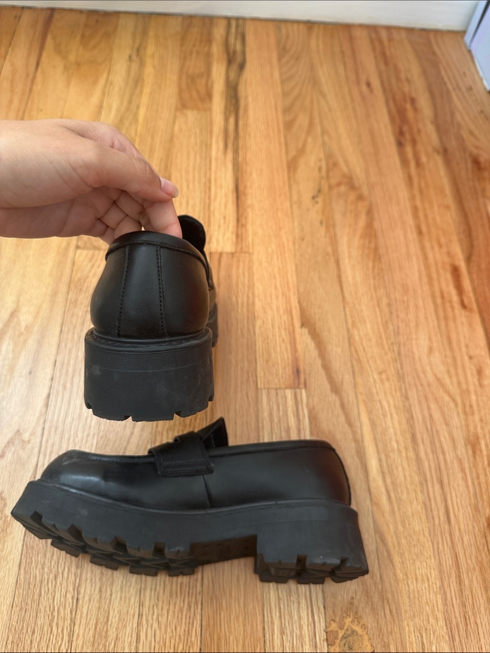 Vagabond Platform Loafers - Picture 3 of 4